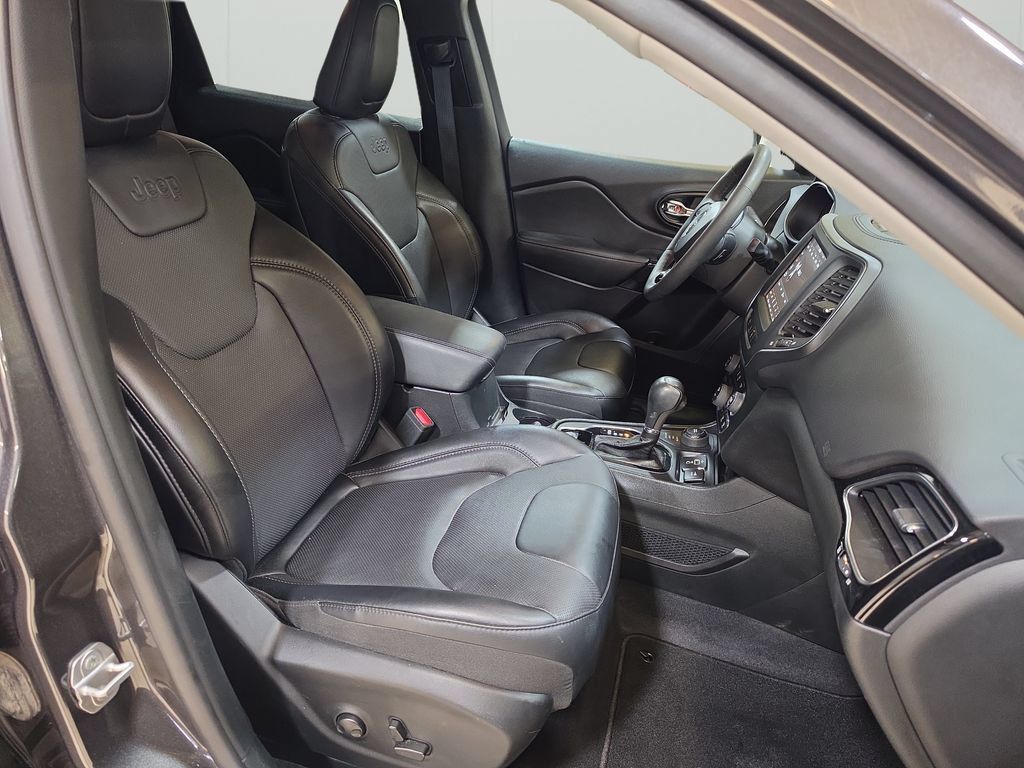 Used 2023 Jeep Cherokee Altitude Lux AWD/4WD image 15