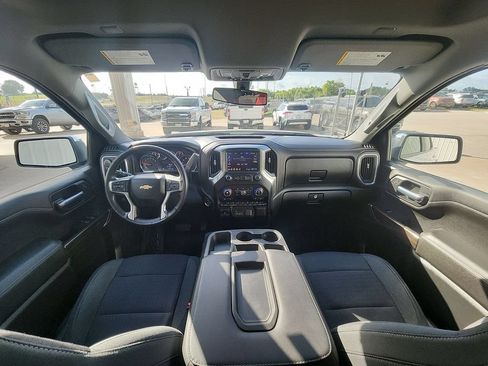 Used 2020 Chevrolet Silverado 1500 LT w/ Texas Edition AWD/4WD image 10