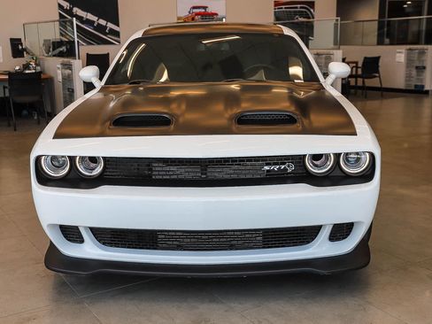 Used 2023 Dodge Challenger SRT Hellcat w/ Driver Convenience Group RWD image 2