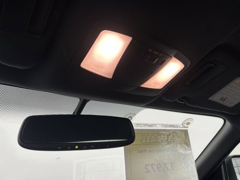 Used 2017 Nissan 370Z NISMO image 21