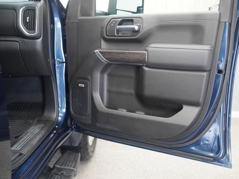 Used 2022 Chevrolet Silverado 3500 LTZ w/ LTZ Premium Package image 31