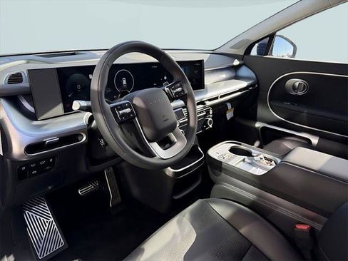 New 2026 Hyundai Ioniq 9 Calligraphy image 16