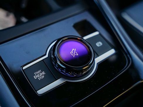 New 2026 Volkswagen Tiguan SEL R-Line image 18