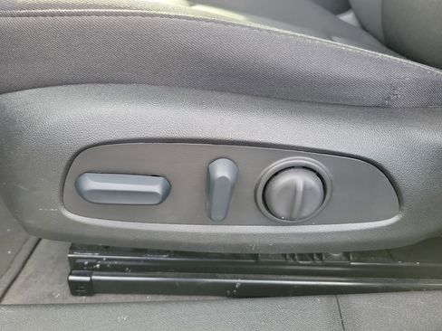 Used 2024 Chevrolet Malibu LT image 19