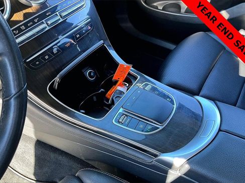 Used 2020 Mercedes-Benz GLC 300 4MATIC image 15