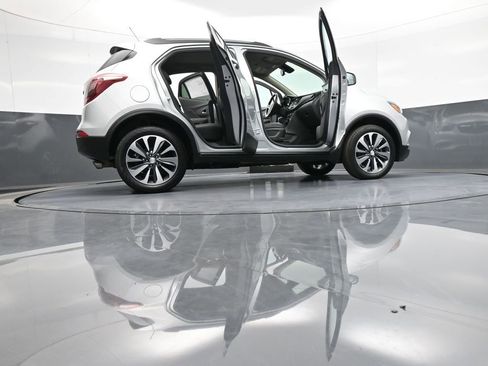 Used 2022 Buick Encore Preferred w/ Safety Package image 47