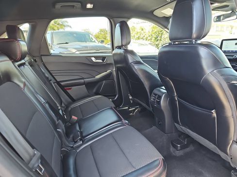 Used 2024 Ford Escape ST-Line AWD/4WD image 11