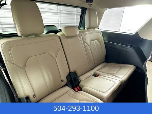 Used 2024 Ford Expedition Limited image 29