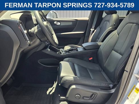 Certified 2024 Volvo XC40 B5 Plus w/ Protection Package Premier AWD/4WD image 12