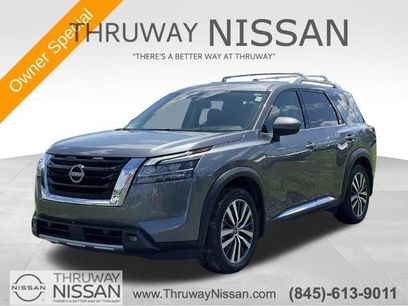 Certified 2022 Nissan Pathfinder Platinum w/ Cargo Package