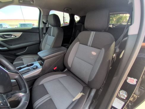 Used 2025 Chevrolet Blazer LT AWD/4WD image 24