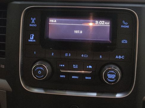 Used 2019 RAM 1500 Tradesman RWD image 25