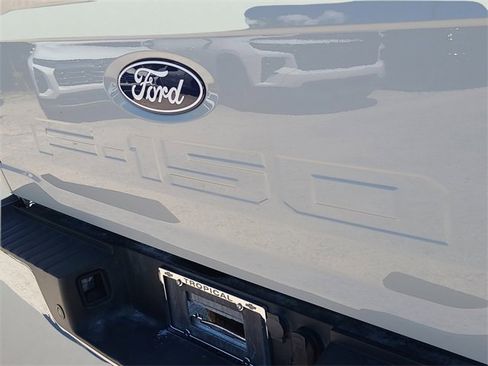 Used 2024 Ford F150 XLT w/ Mobile Office Package image 9