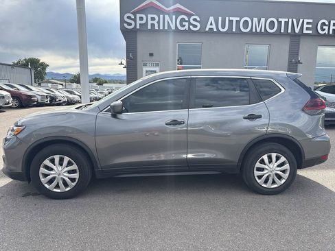 Used 2020 Nissan Rogue S image 4