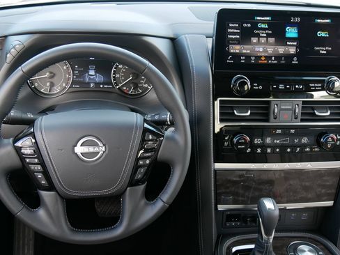 Used 2024 Nissan Armada Platinum w/ Captain's Chairs Package RWD image 12