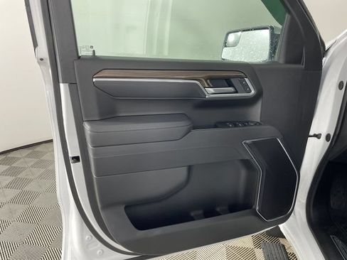 New 2025 Chevrolet Silverado 1500 LT AWD/4WD image 13