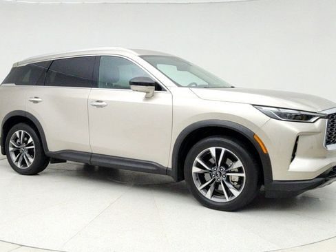 Used 2024 INFINITI QX60 Luxe w/ Vision Package image 3