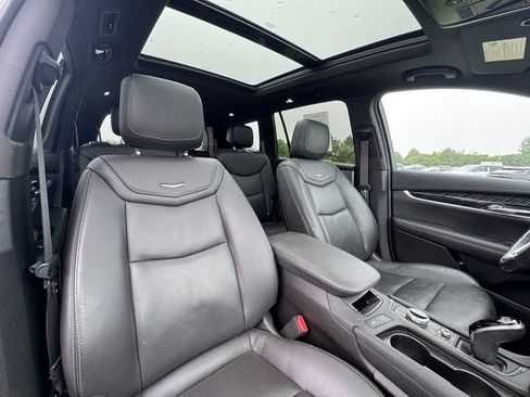 Certified 2024 Cadillac XT6 Premium Luxury w/ LPO, Floor Liner Package AWD/4WD image 29