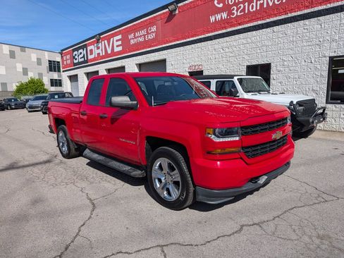 Used 2017 Chevrolet Silverado 1500 Custom w/ Custom Convenience Package RWD image 1