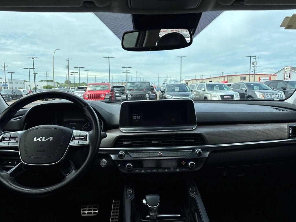 Used 2022 Kia Telluride SX w/ SX Prestige Package AWD/4WD image 11