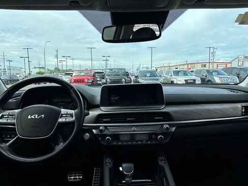Used 2022 Kia Telluride SX w/ SX Prestige Package AWD/4WD image 11