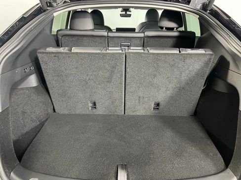 Used 2023 Tesla Model Y Long Range image 34