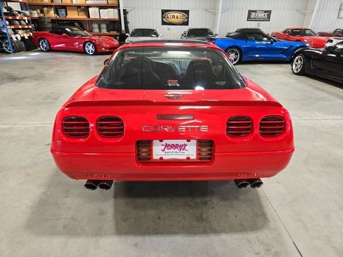 Used 1996 Chevrolet Corvette Coupe image 4