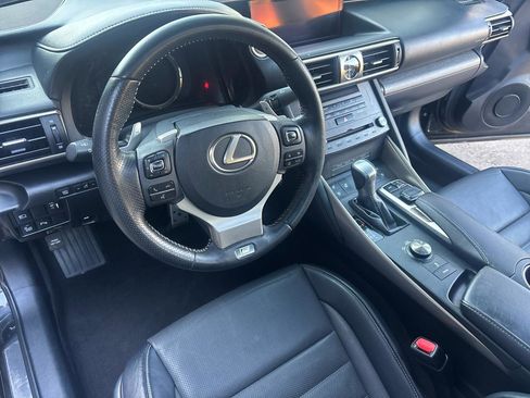 Used 2019 Lexus IS 300 F Sport w/ F Sport Package image 13