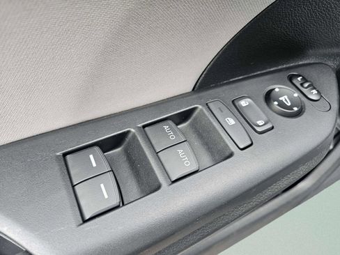 Used 2018 Honda Civic EX image 13