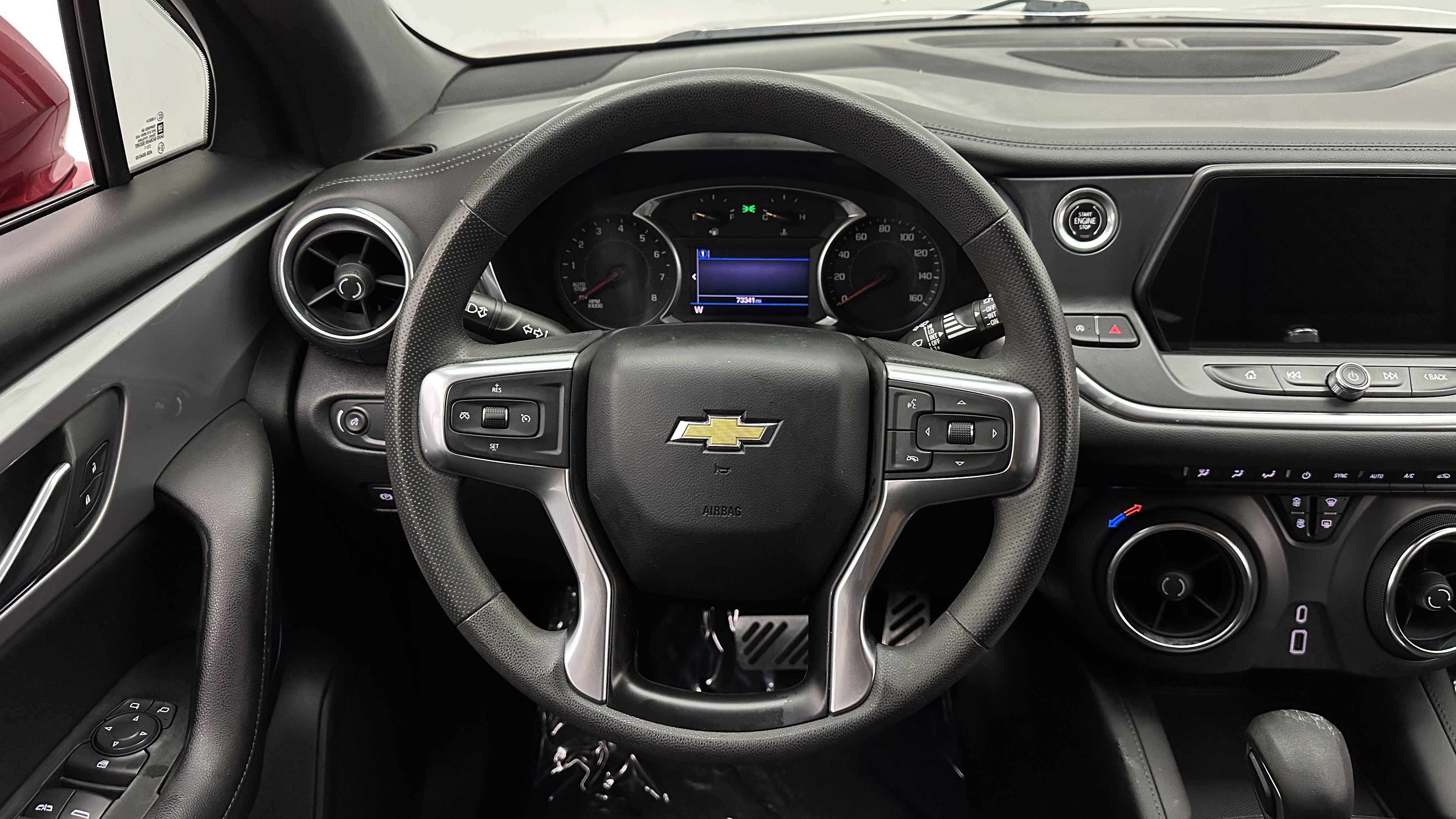 Used 2021 Chevrolet Blazer LT FWD image 25