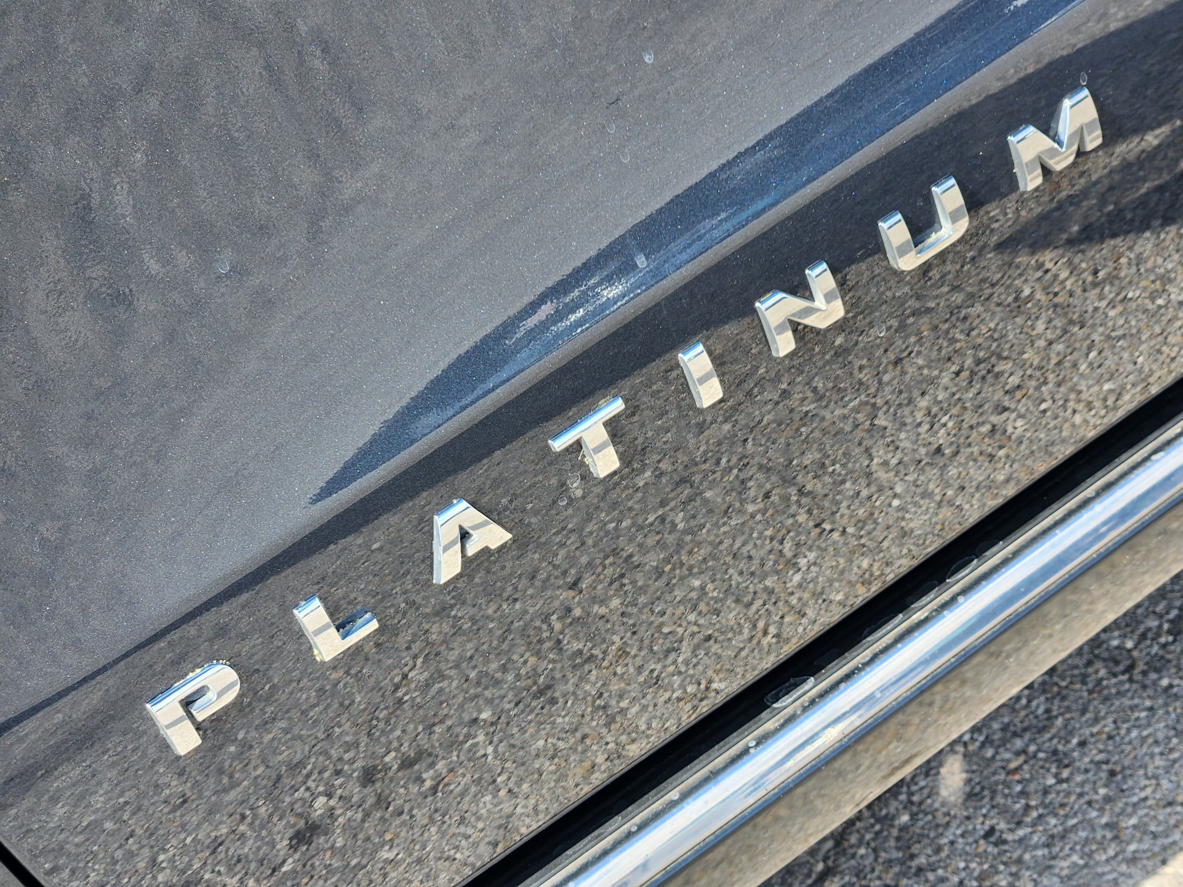 Used 2024 Ford Expedition Max Platinum AWD/4WD image 12