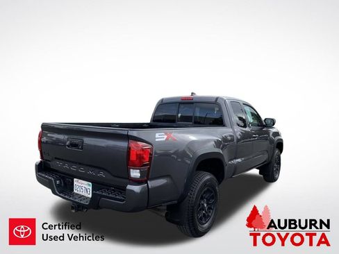 Used 2022 Toyota Tacoma SR w/ SX Package AWD/4WD image 8