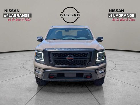 Used 2021 Nissan Titan PRO-4X w/ Pro-4x Convenience Package AWD/4WD image 2