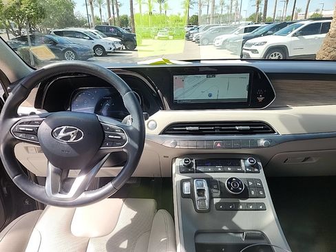 Used 2022 Hyundai Palisade Limited AWD/4WD image 10
