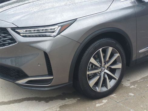 Used 2025 Acura MDX SH-AWD w/ Technology Package image 9