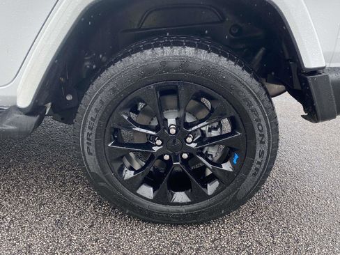 Used 2023 Jeep Wrangler Sahara w/ Cold Weather Group image 21