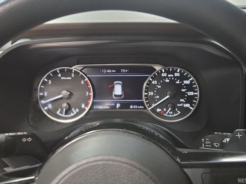 Used 2023 Nissan Rogue SV image 16