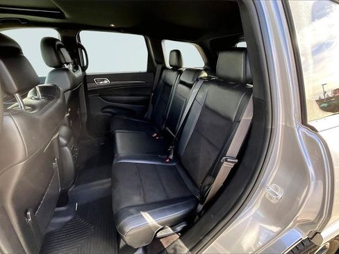 Used 2019 Jeep Grand Cherokee Altitude image 27