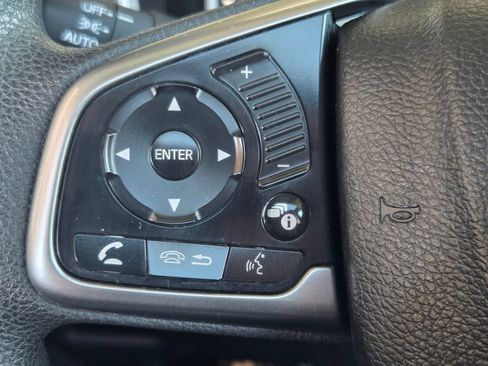 Used 2017 Honda CR-V EX image 6