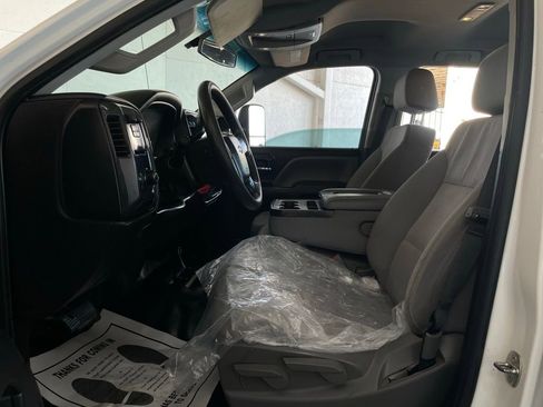 Used 2019 Chevrolet Silverado 2500 W/T image 10