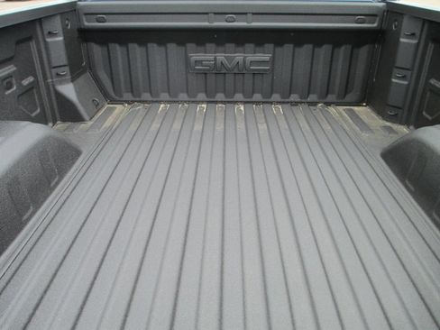 New 2026 GMC Sierra 1500 Denali w/ Denali Reserve Package AWD/4WD image 7