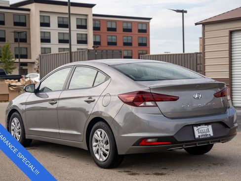 Certified 2020 Hyundai Elantra SE image 5