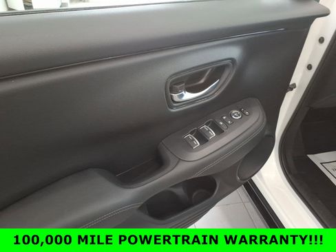 Certified 2024 Honda HR-V EX-L image 12