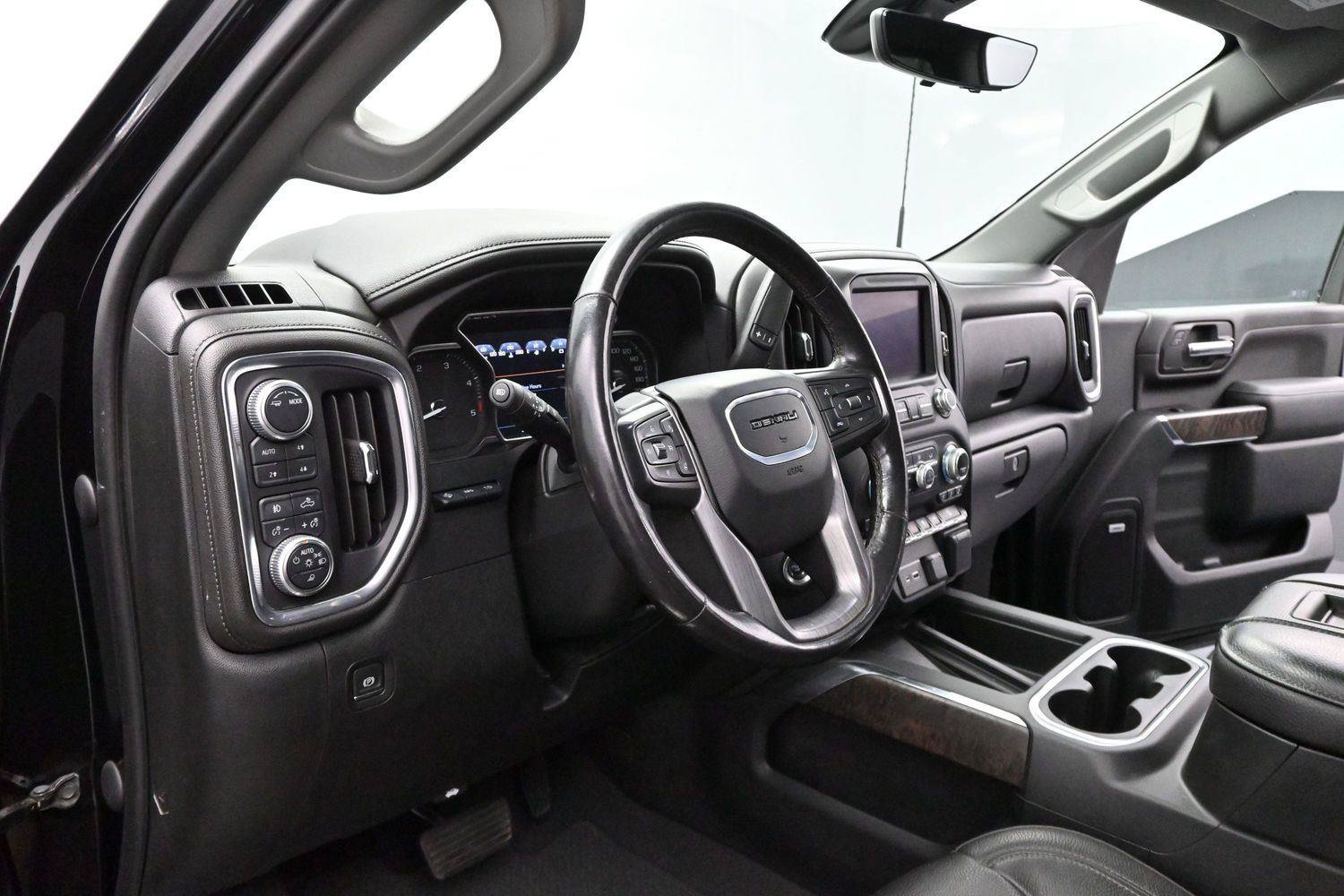 Used 2020 GMC Sierra 2500 Denali w/ Denali Ultimate Package AWD/4WD image 13