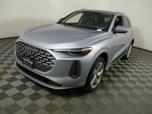 New 2025 Audi Q5 Premium Plus image 7