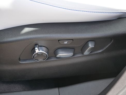 Used 2024 Cadillac XT4 Sport image 19