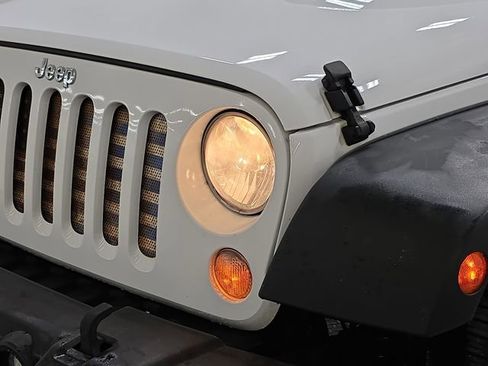 Used 2015 Jeep Wrangler Unlimited Sport w/ Quick Order Package 24S AWD/4WD image 27