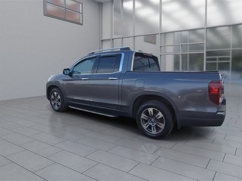 Used 2017 Honda Ridgeline RTL-E image 6