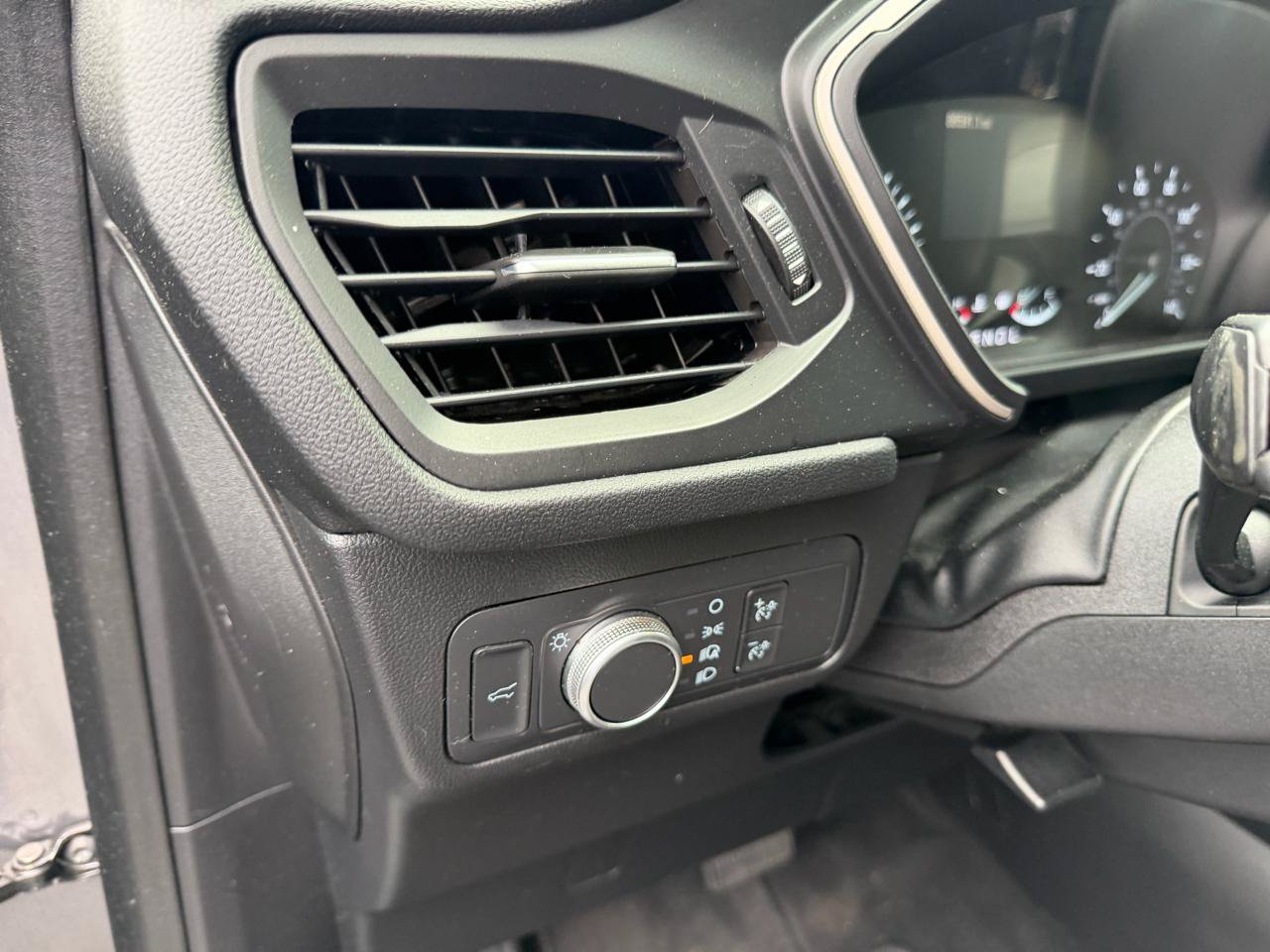 Used 2021 Ford Escape SE w/ Convenience Package AWD/4WD image 8