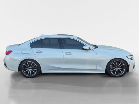 Used 2019 BMW 330i xDrive Sedan w/ Convenience Package AWD/4WD image 3
